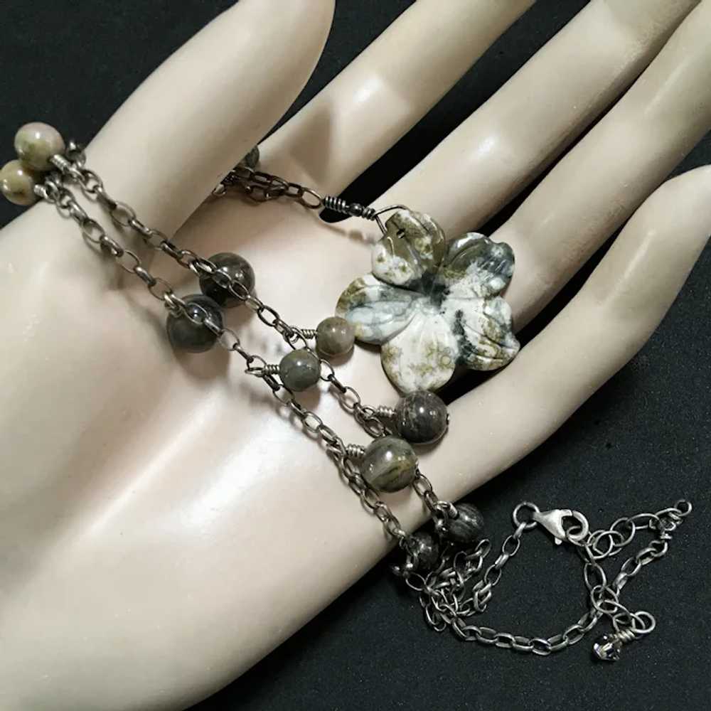 Crazy Lace Agate Flower Pendant Necklace With Dan… - image 8