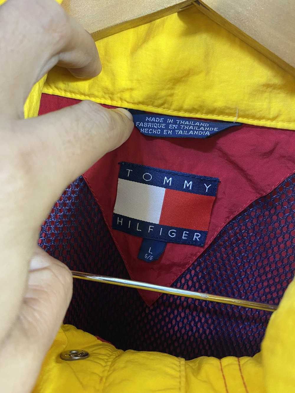 Tommy Hilfiger VTG 90’s Tommy Hilfiger Windbreake… - image 3