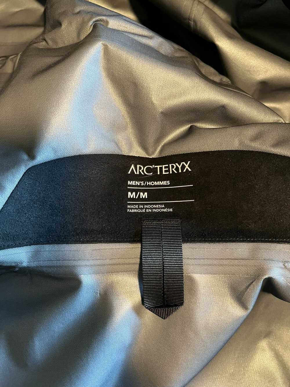 Arc'Teryx Beta Shell Jacket - image 4