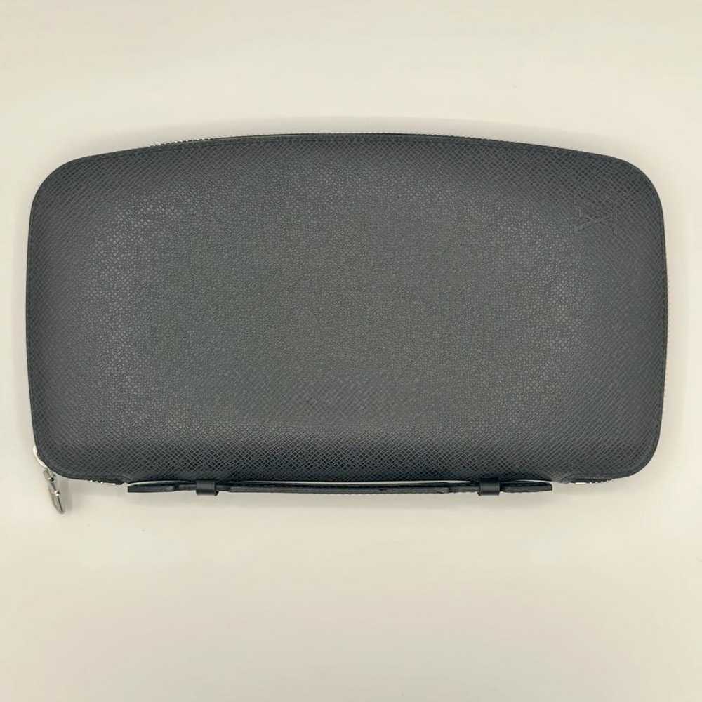 Louis Vuitton Leather clutch bag - image 6