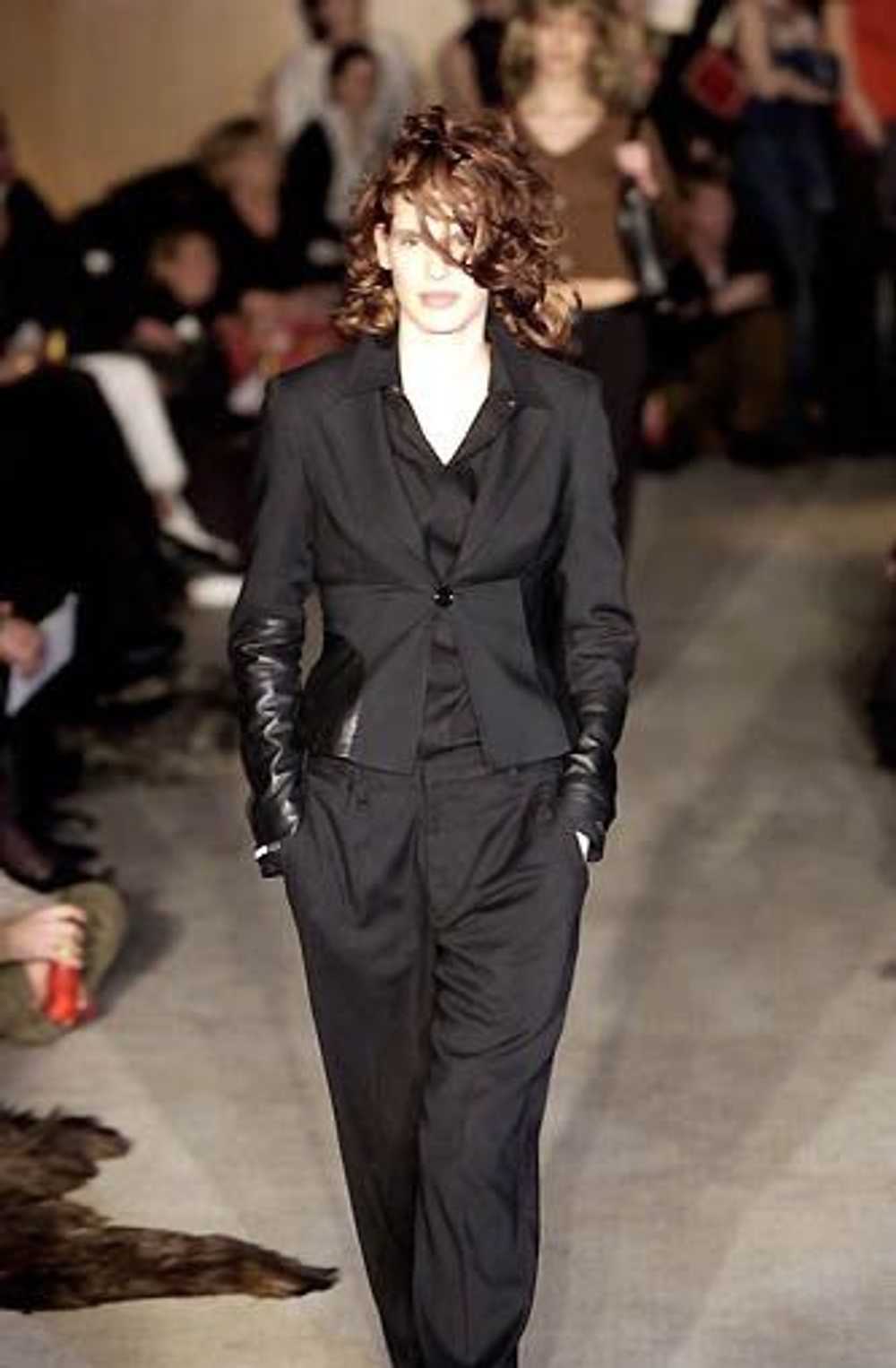 Dirk Bikkembergs Dirk Bikkembergs F/W2002 Runway … - image 3