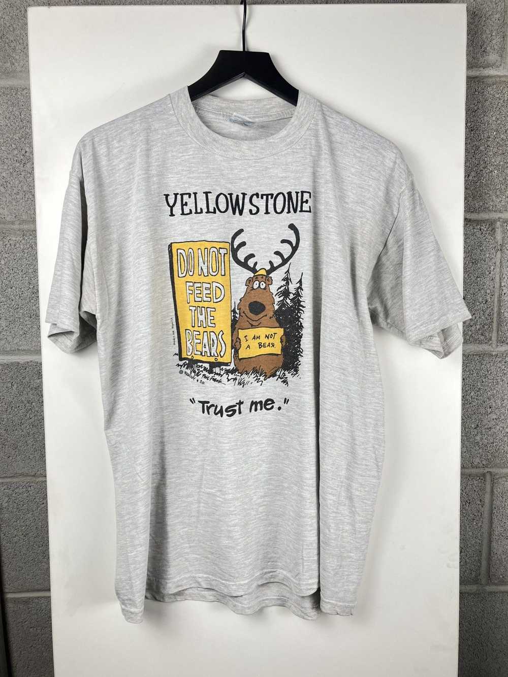 Tee × Tee Shirt × Vintage Vintage Y2K Yellowstone… - image 1