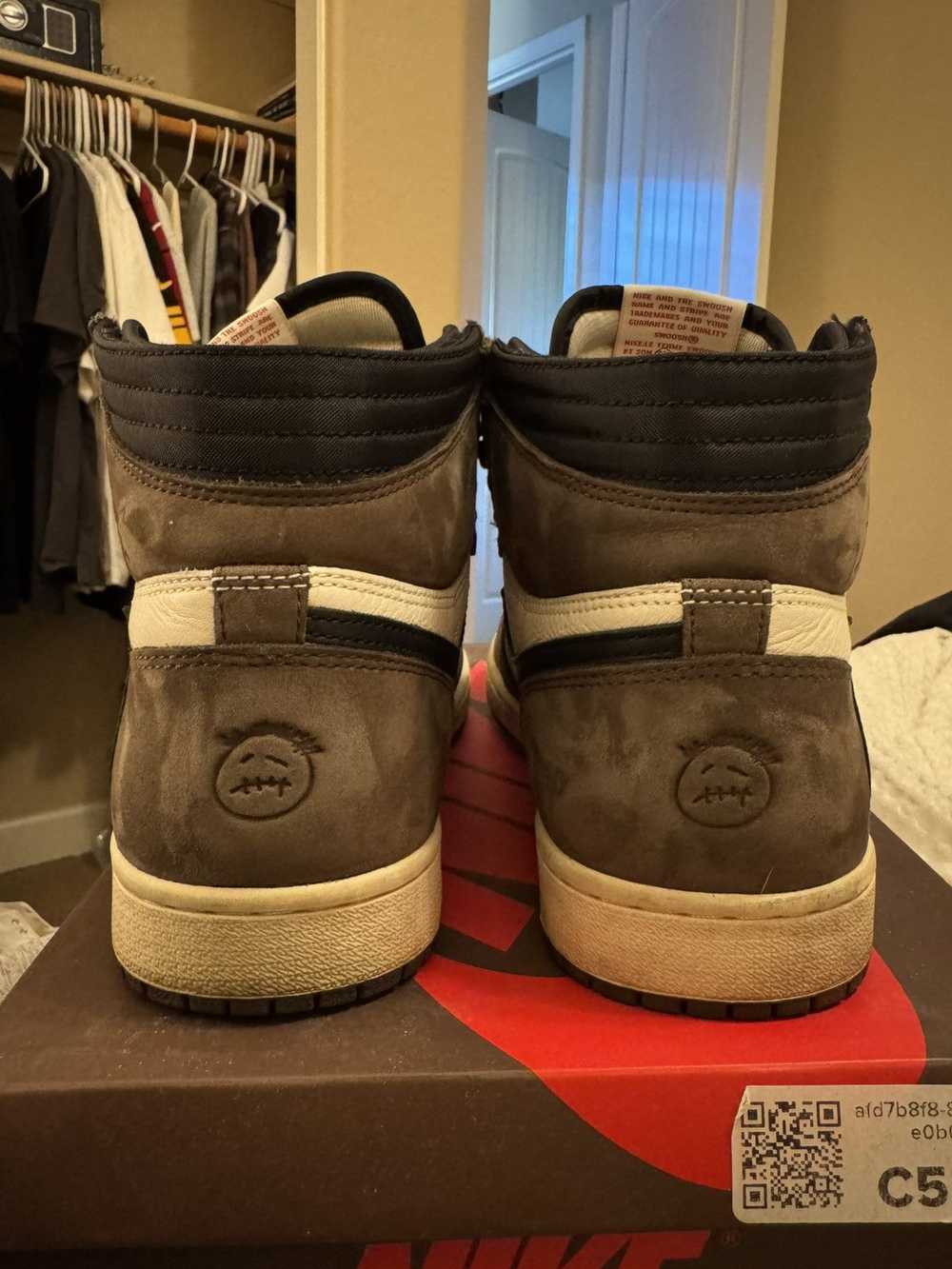 Jordan Brand × Travis Scott Jordan 1 Retro High O… - image 6