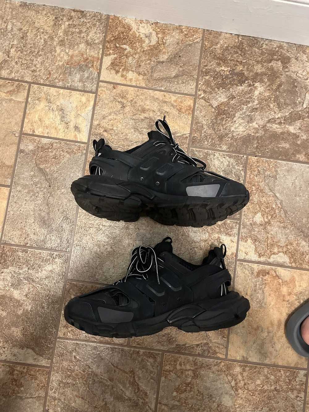 Balenciaga Balenciaga Track Triple Black - image 5