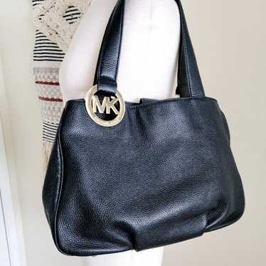 Like new Michael kors black shoulder bag - image 1