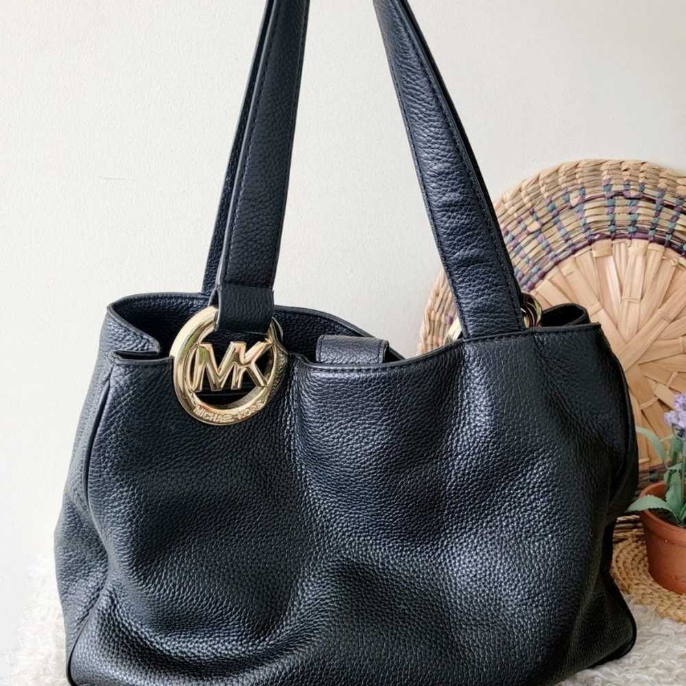 Like new Michael kors black shoulder bag - image 4