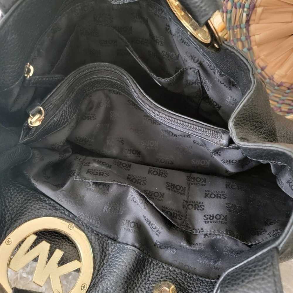 Like new Michael kors black shoulder bag - image 8