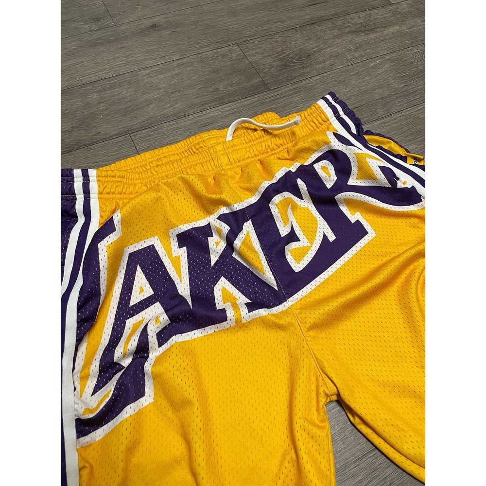 Mitchell & Ness × NBA × Streetwear Los Angeles La… - image 2