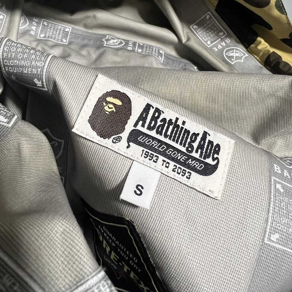 BAPE snowboard jacket 1st Camo - image 3