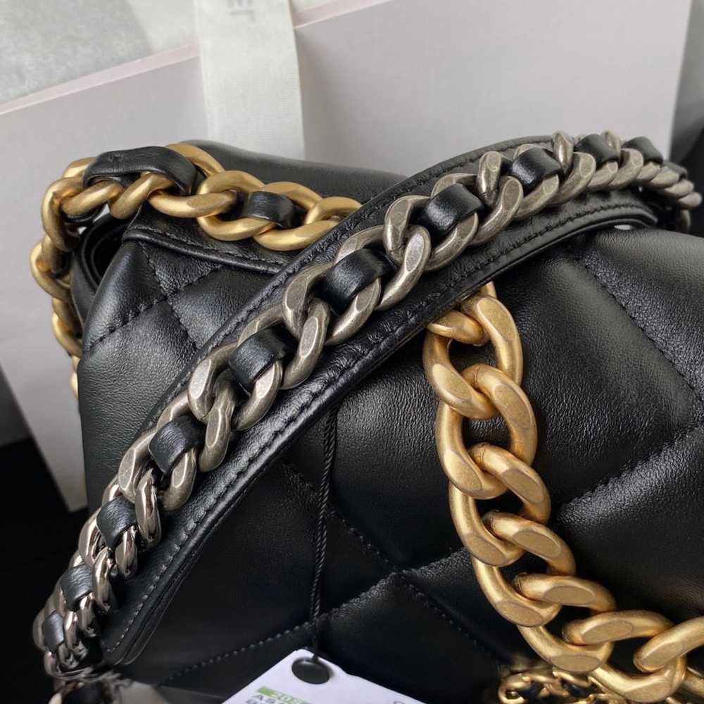 Chanel Shoulder Bags - image 6