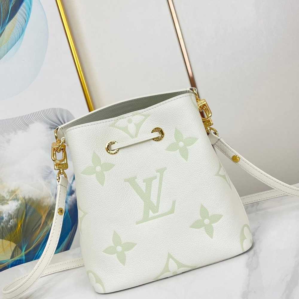 Louis Vuitton Crossbody Bags - image 7