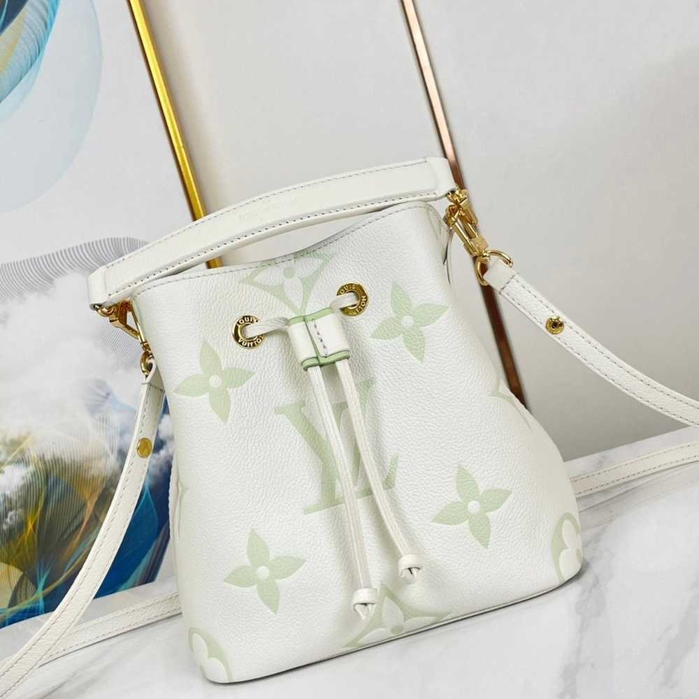 Louis Vuitton Crossbody Bags - image 8