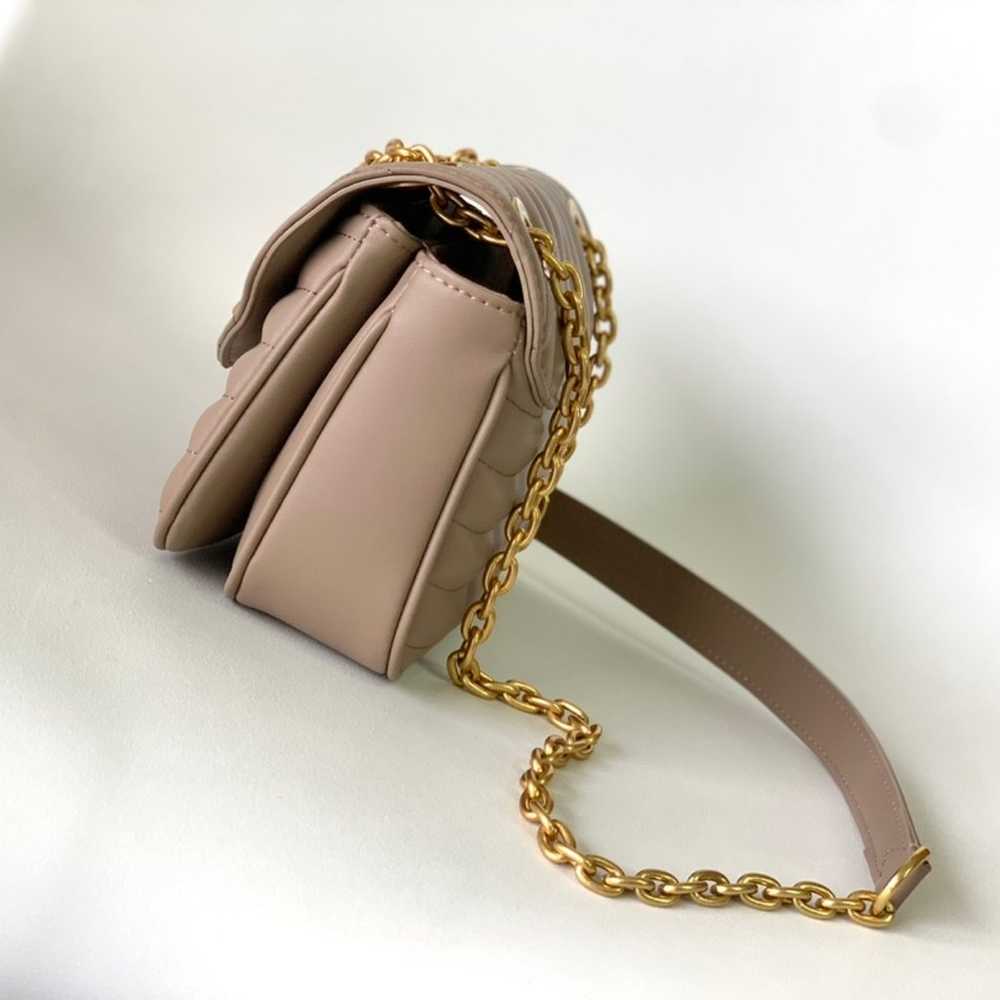 Louis Vuitton Crossbody Bags - image 9