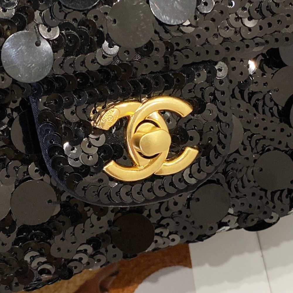 Chanel Shoulder Bags - image 3