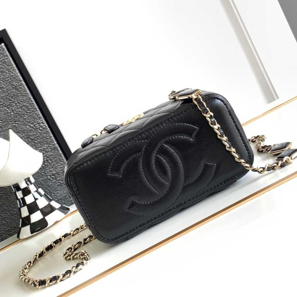 Chanel Shoulder Bags - image 7