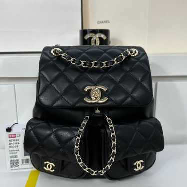 Chanel Shoulder Bags