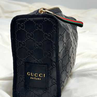 GUCCI RUBBER BLACK COSMETIC BAG