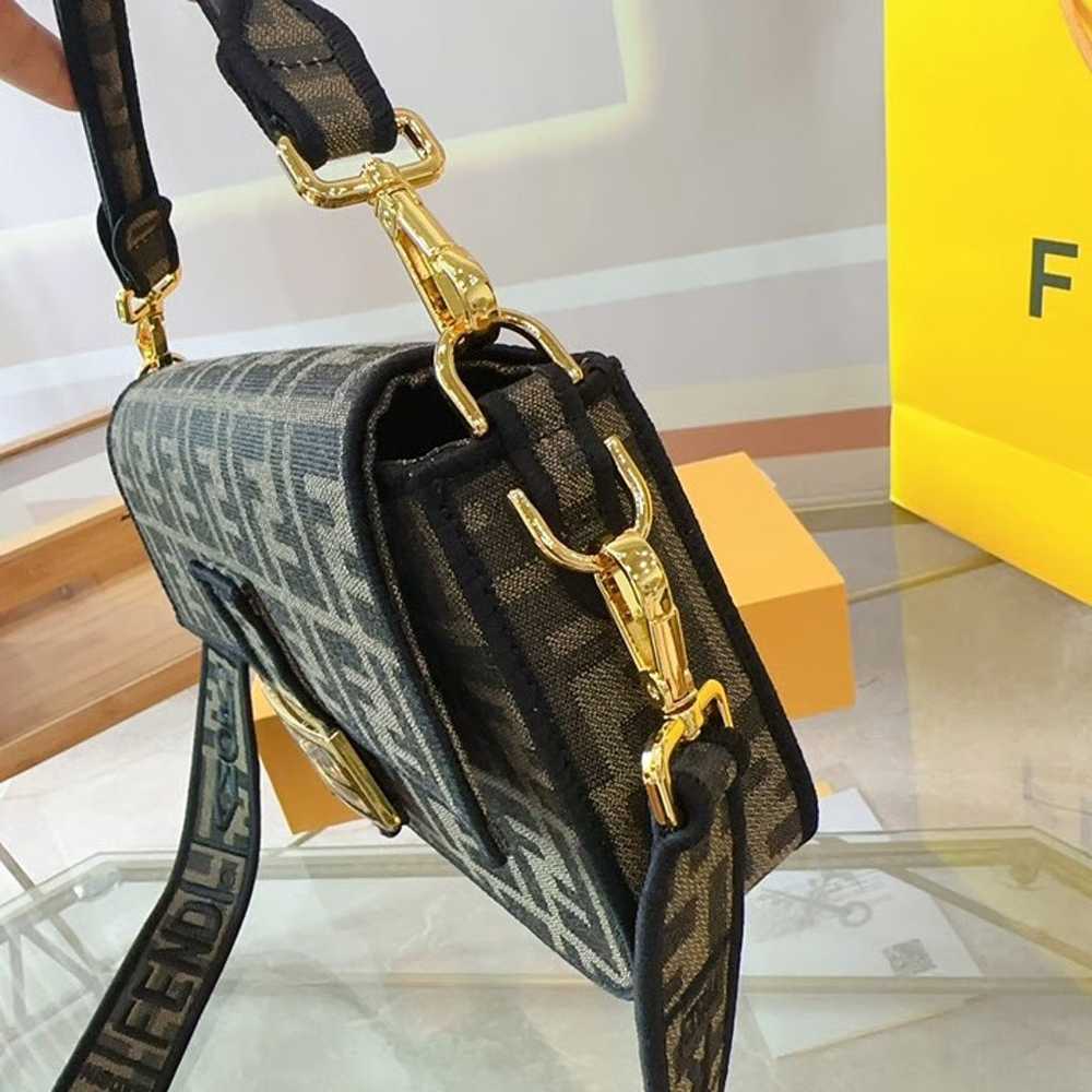 fendi Crossbody bag - image 4