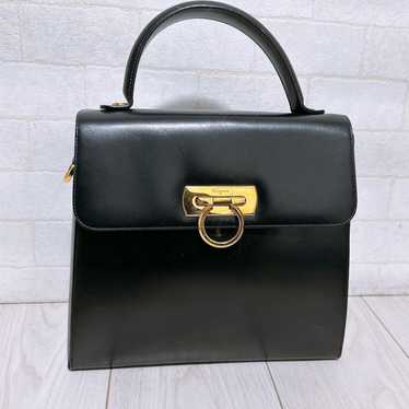 "Ferragamo" high-quality handbag.