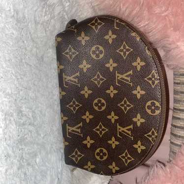 Louis Vuitton makeup pouch - image 1