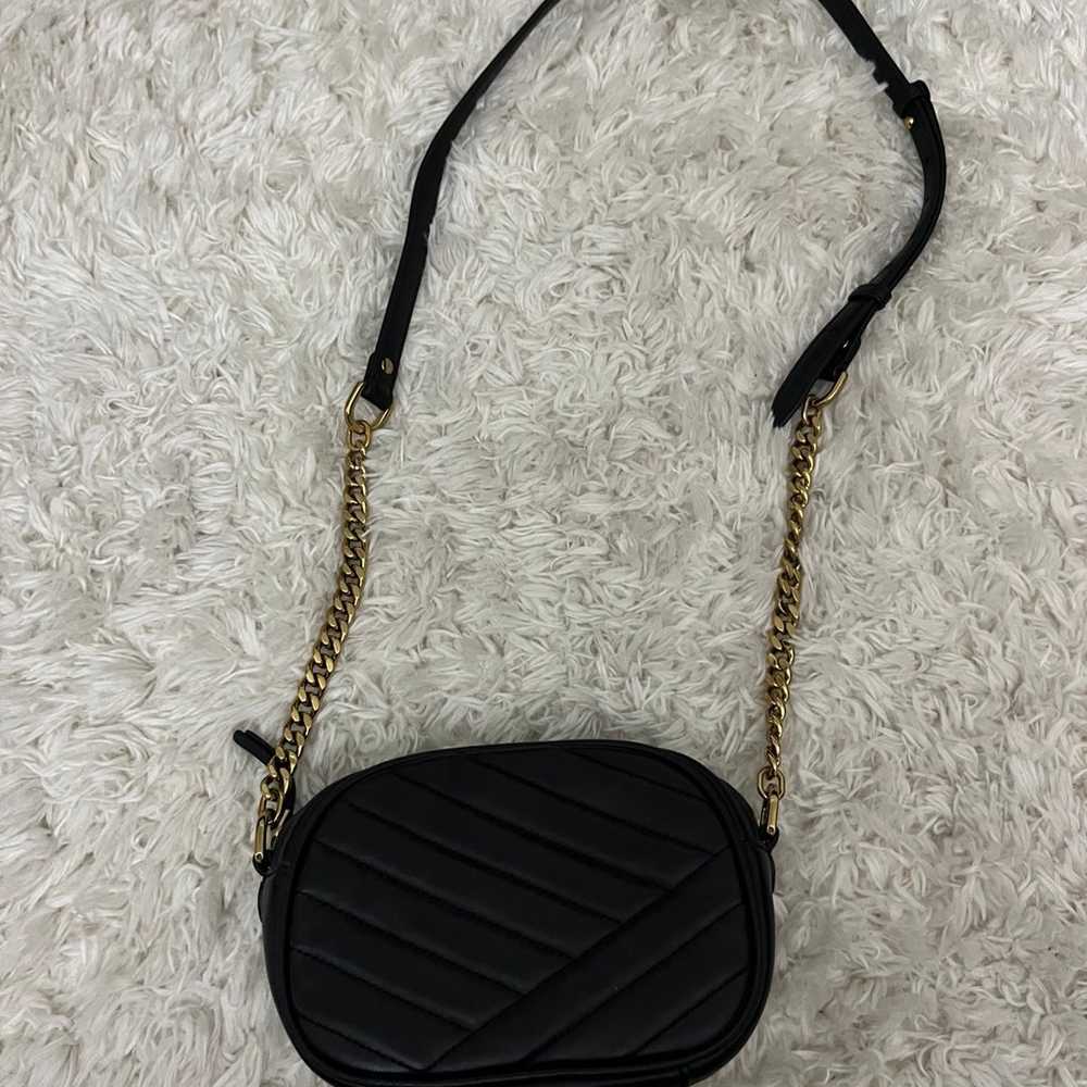 Tory Burch KIRA CHEVRON CAMERA BAG - image 5