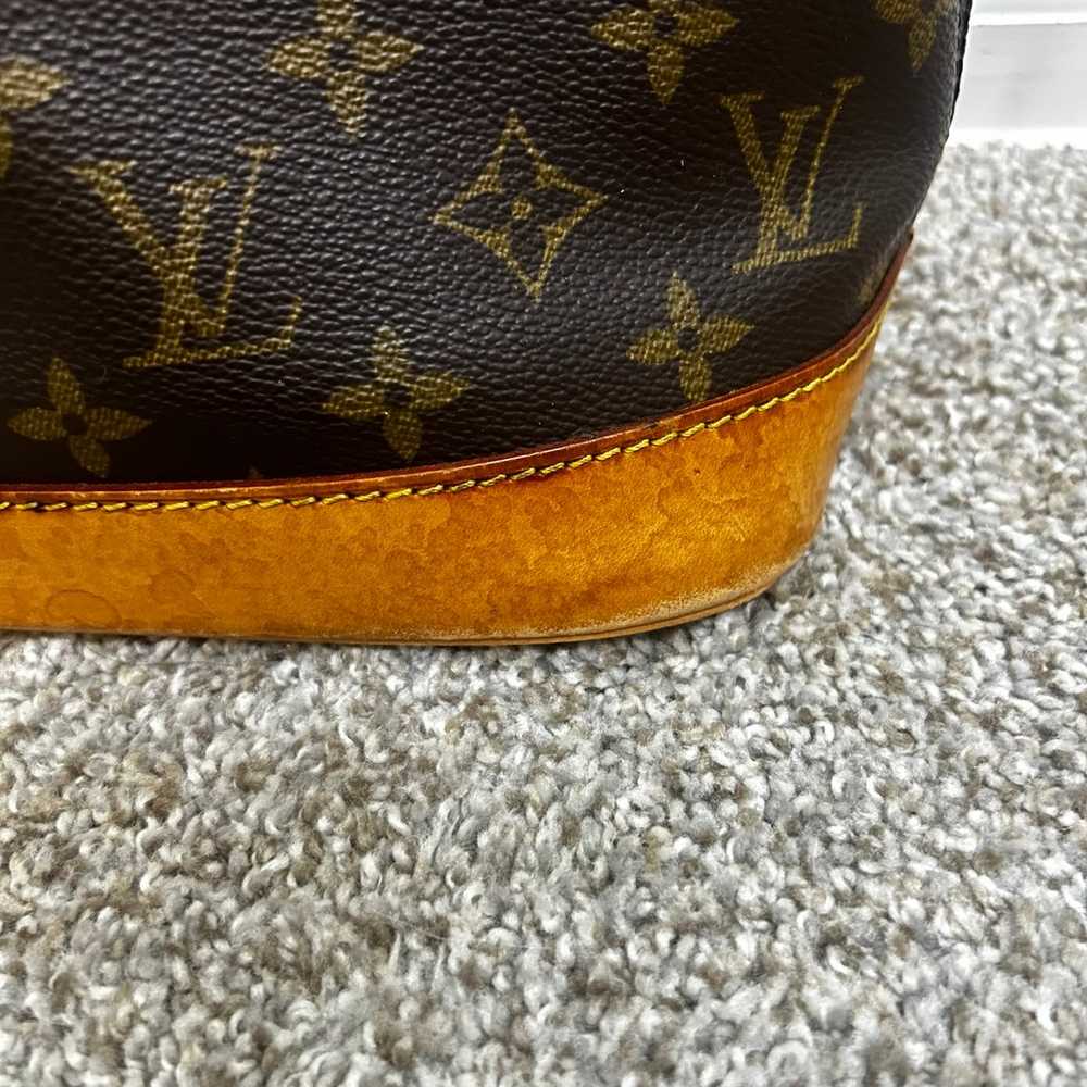 Louis Vuitton Alma PM Monogram Handbag - image 9