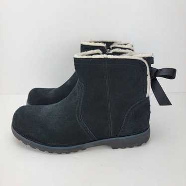 UGG Wms 5 Kids 4 Black Bows Zipper Cecily Leather… - image 1