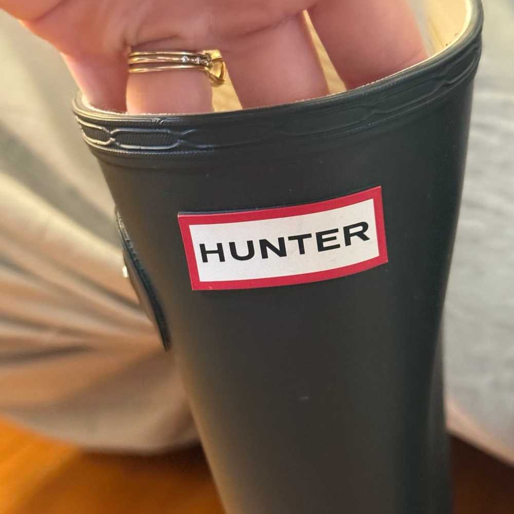 Hunter boots size 7 DARK OLIVE - image 7