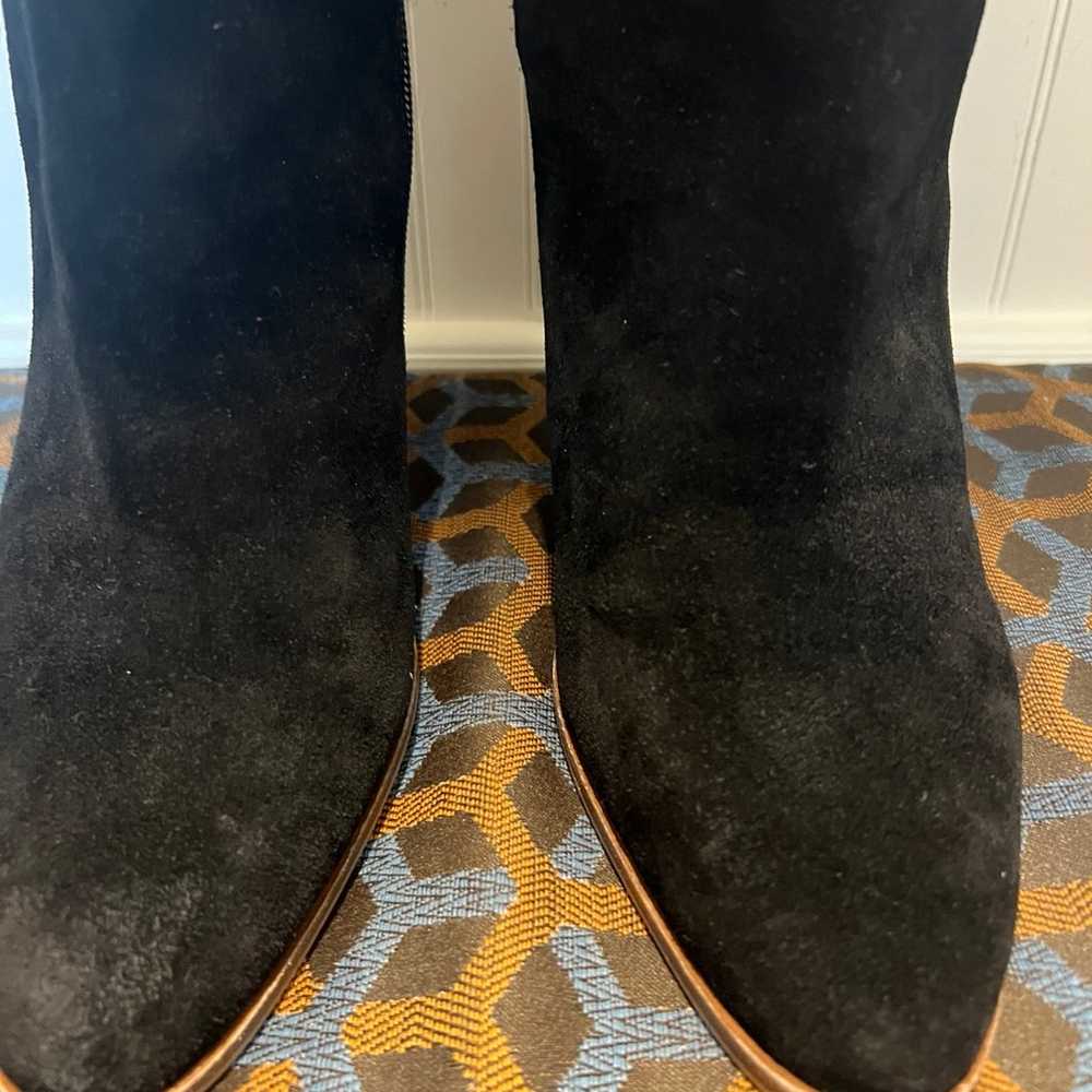 Vince Camuto suede boots - size 9.5 - image 3