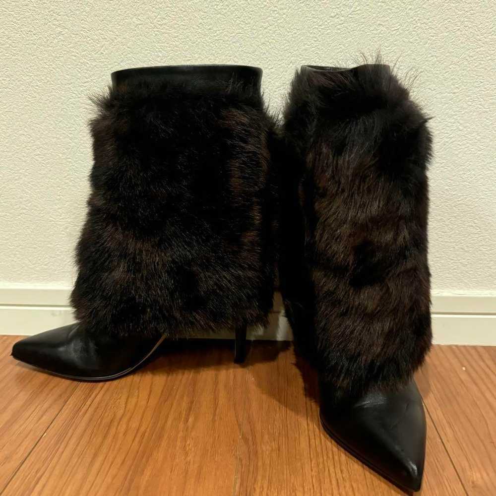 Sergio Rossi Fur Boots 37 Excellent condition Wit… - image 4