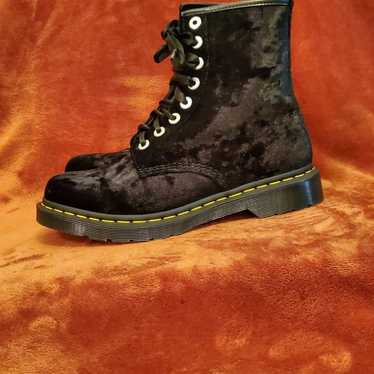 NEW DR MARTENS BLACK VELVET SATIN LACE BOOTS