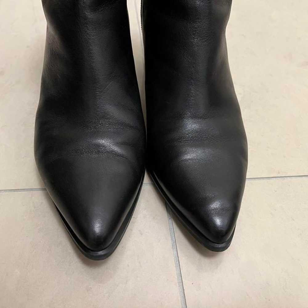 ＊Superb Condition＊ Stuart Weitzman (Size 38) - image 3