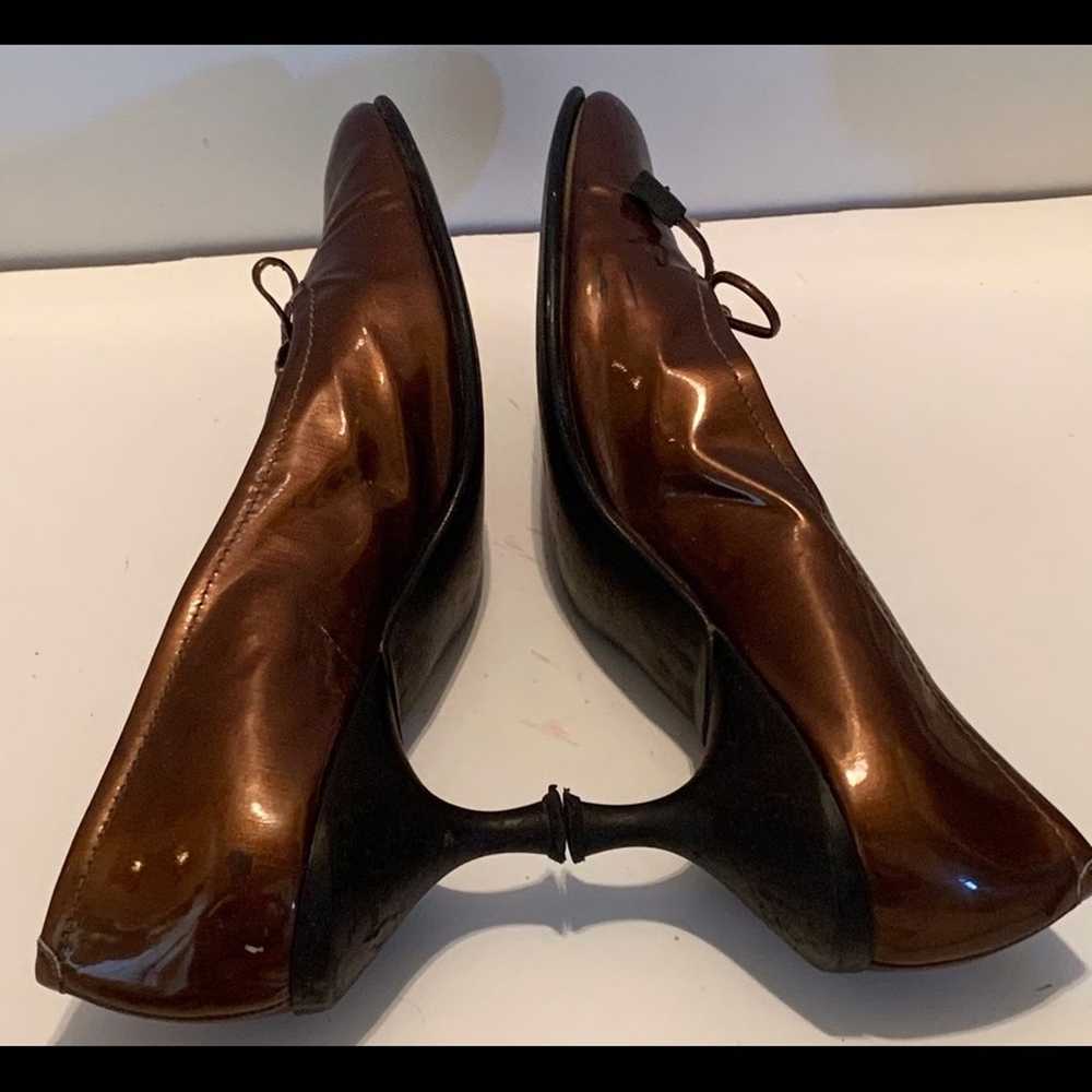 BALLY VINTAGE Brown PATENT TAK Kitten HEEL 8.5M - image 7