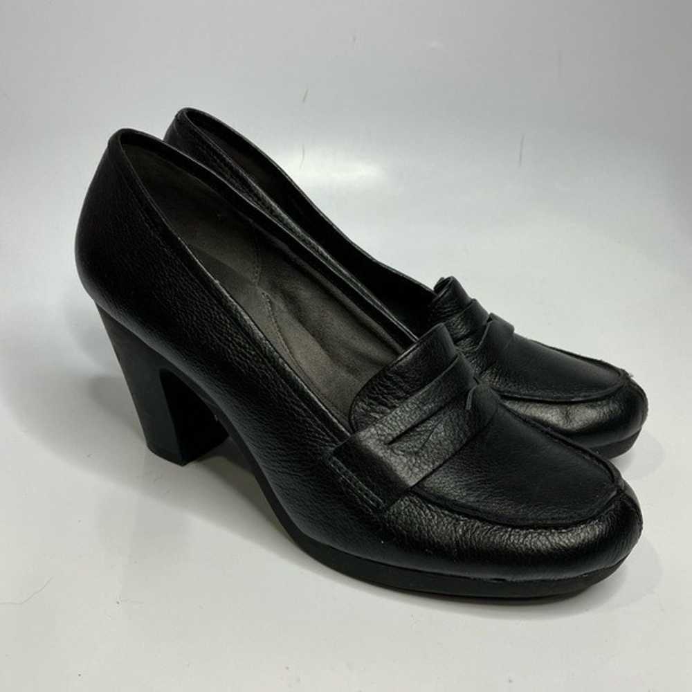 Aerosoles black loafer heels size 9.5 - image 2