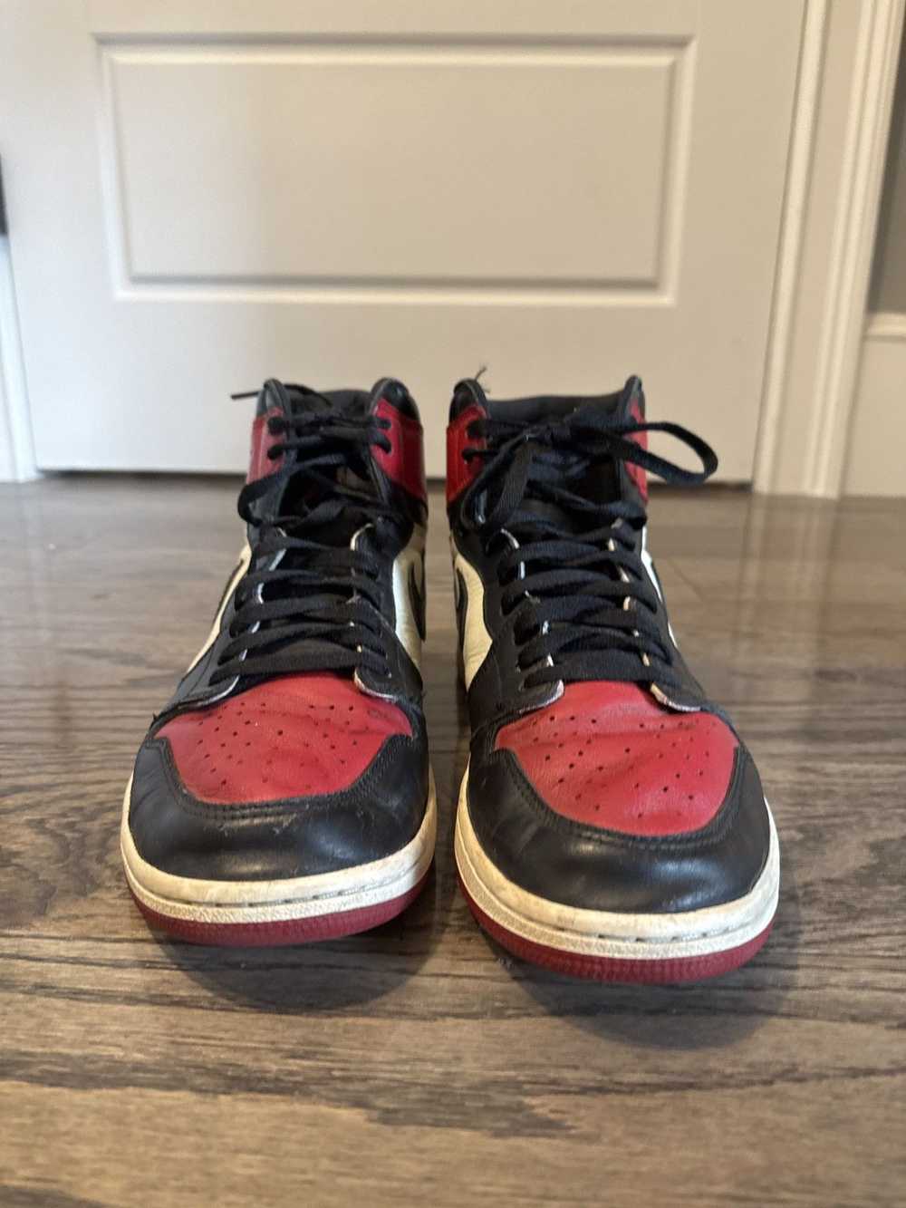 Jordan Brand × Nike Retro Jordan 1 Bred Toes - image 3