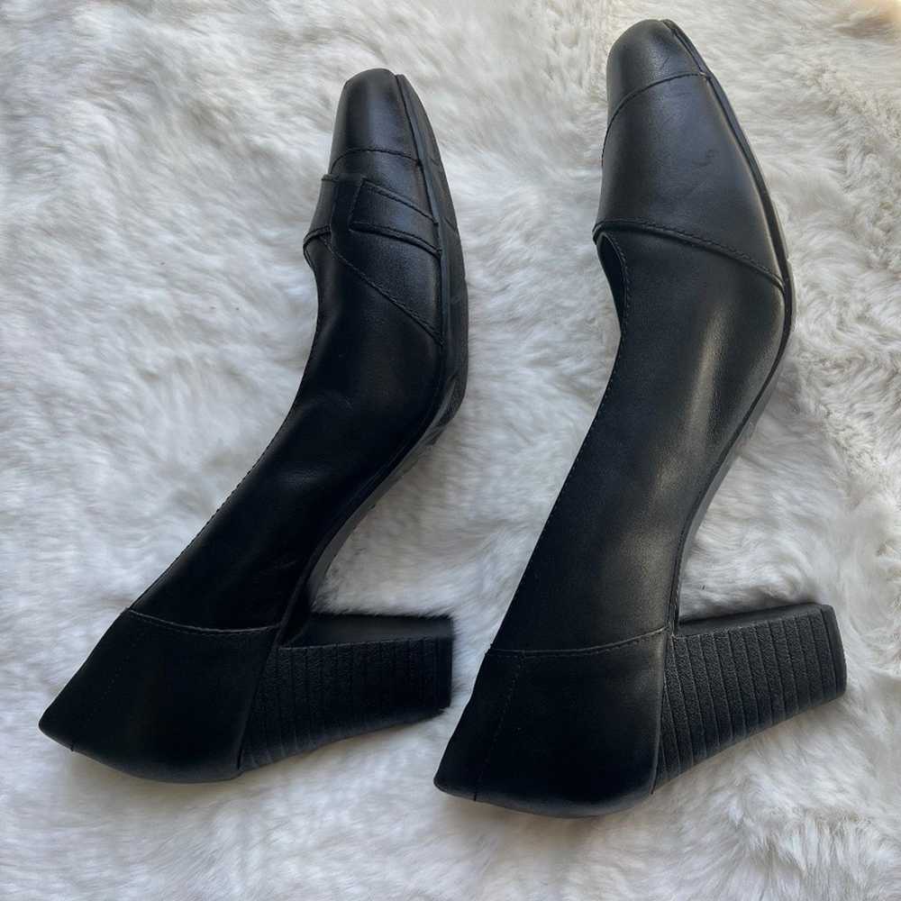 Clarks Bendables 62582 Black Leather Heels Size 8… - image 1