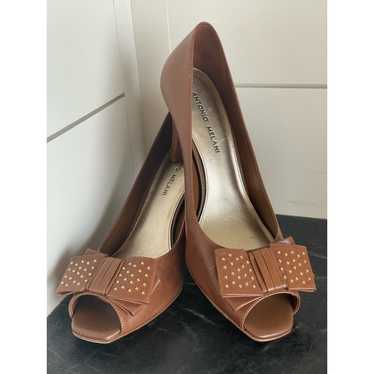 Antonio Melani Studed Bow brown  Peep Toe leather… - image 1