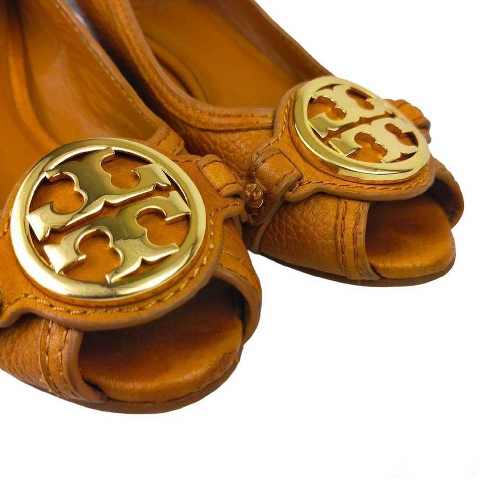 【TORY BURCH】Pumps Logo Plate Light Brown - image 3