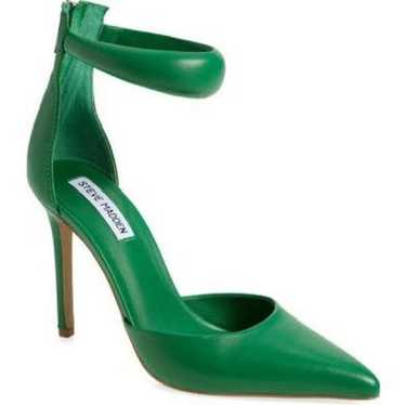 Steve Madden Ele Ankle Strap Pump