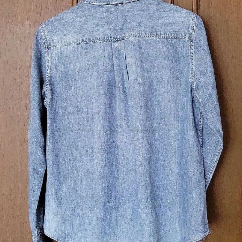 UNIQLO denim shirt vintage style - image 2