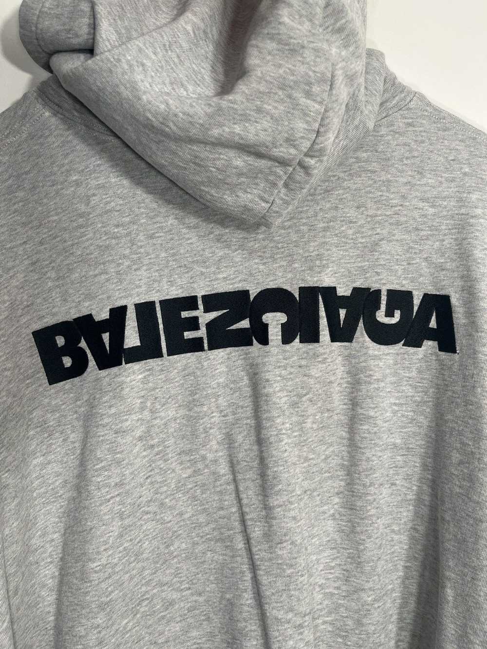 Balenciaga Balenciaga Grey flip over logo pullove… - image 4