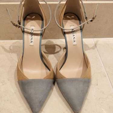 DIANA pumps