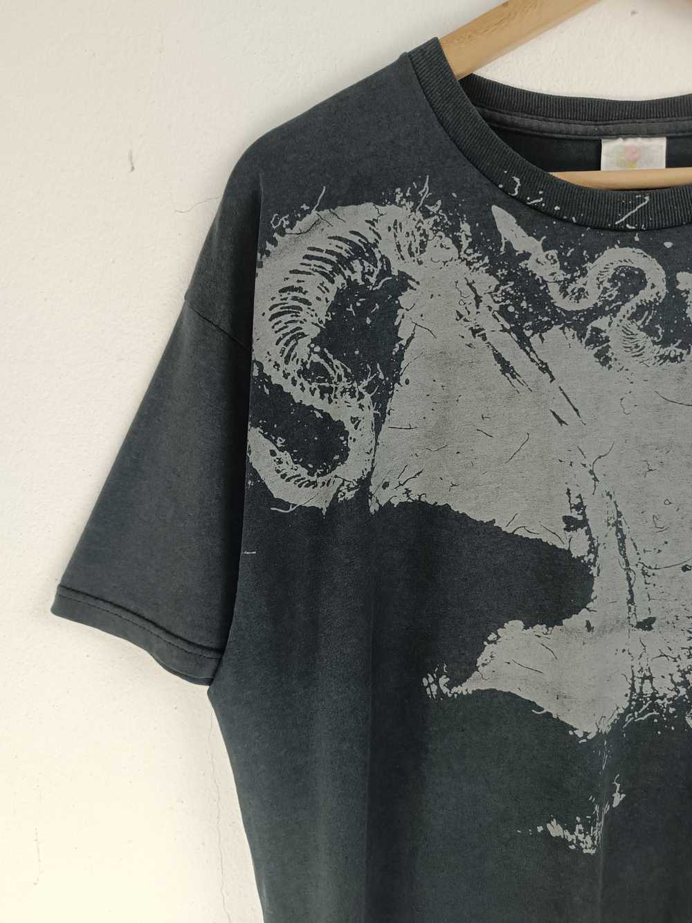 Band Tees × Vintage VINTAGE 2005 CONVERGE FADED V… - image 2