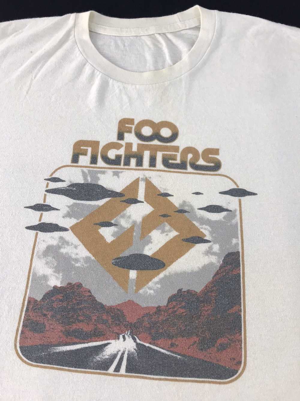 Band Tees × Streetwear × Vintage Foo Fighter Amer… - image 3