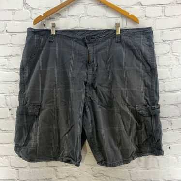 Wrangler Dark Gray Plaid Print Cargo Shorts for M… - image 1