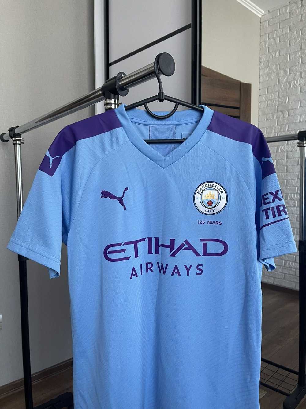 Puma × Soccer Jersey 2019/2020 Puma Manchester Ci… - image 4