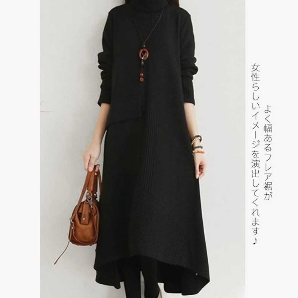 Black A-line long dress - image 3