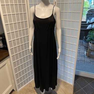 Vintage Y2K Knapp Studio slip dress, Size 7, Black