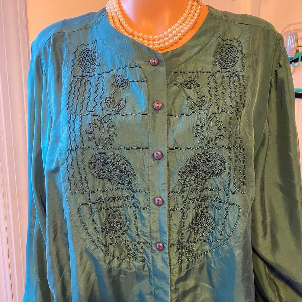 VTG Adrian Jordan Boho Silk Satin Green ButtonUp … - image 7