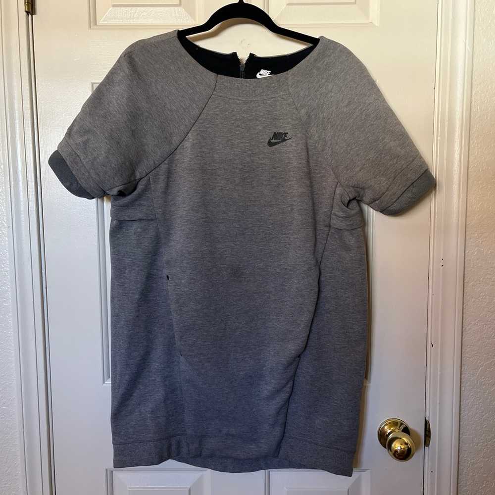 women’s nike dress size s - image 1